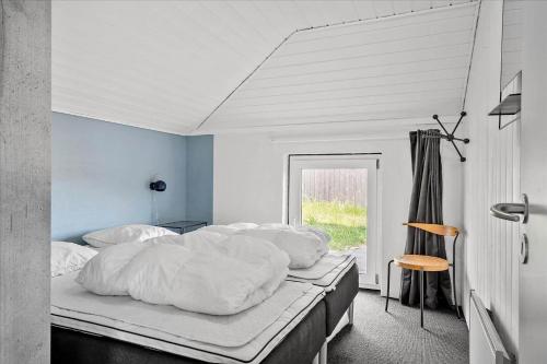 Ένα ή περισσότερα κρεβάτια σε δωμάτιο στο 321-Hvide-Sande-Gammeleng-26