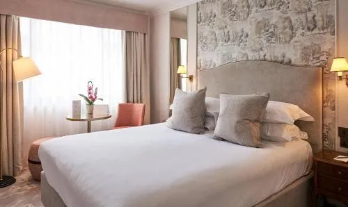The Capital Hotel, Apartments & Townhouse - Small Luxury Hotels of The World photo 3