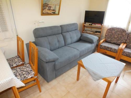 Appartement lumineux avec vue mer, balcon, parking, clim et cuisine équipée à Roses