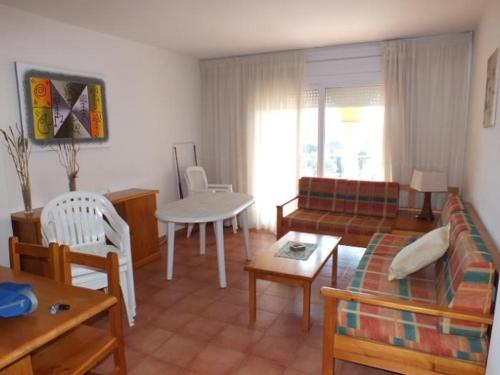 Appartement à Roses pour 6 pers avec piscine et parking