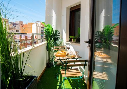 Premium Apt with Balcony Sea Walk by TuriVida