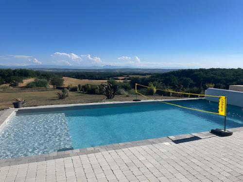 Πισίνα στο ή κοντά στο Maison Opuceb