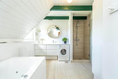 O baie la 147-Ringkobing-Hjelmevej-56