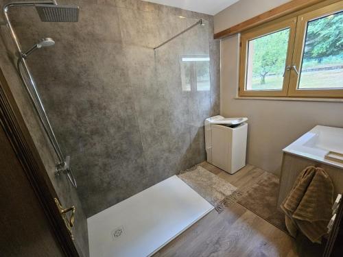 Ένα μπάνιο στο Villa Bellevue - Chez Oma