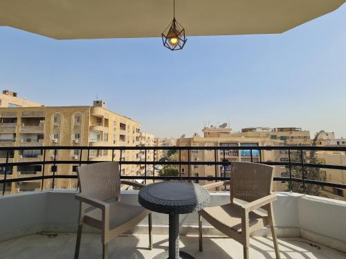 Μπαλκόνι ή βεράντα στο Pyramids Sunrise View Hotel