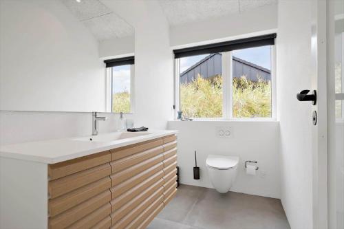 Ванная комната в 1180-Ringkobing-Lodbergsvej-74