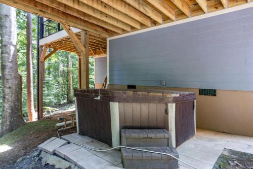 Φωτογραφία από το άλμπουμ του Cozy 3BR Home - Peaceful Lake Cove Views σε Mooresville