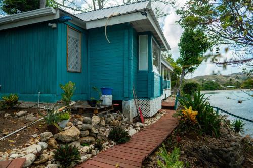 Bangunan di mana terletaknya rumah percutian