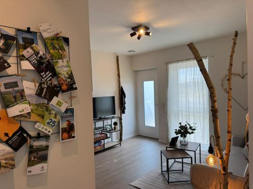 Televisyen dan/atau pusat hiburan di Zu Hause im Birkenwald