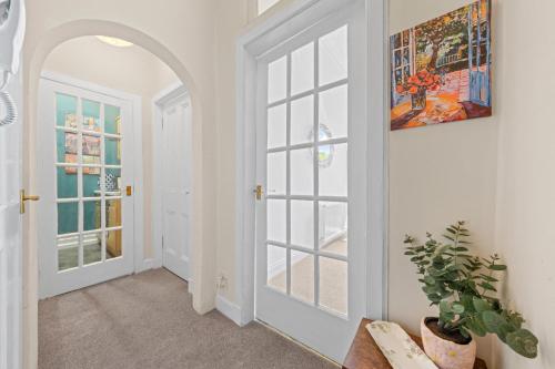 Cosy 1 Bedroom Apartment next to Fountain Park - Edinburgh photo 18