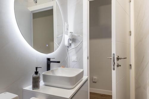 Chamberi City Center Apartment