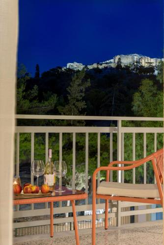 Thissio Acropolis Retreat