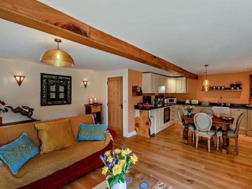 Η κουζίνα ή μικρή κουζίνα στο 1 Bed in Barnstaple 93422
