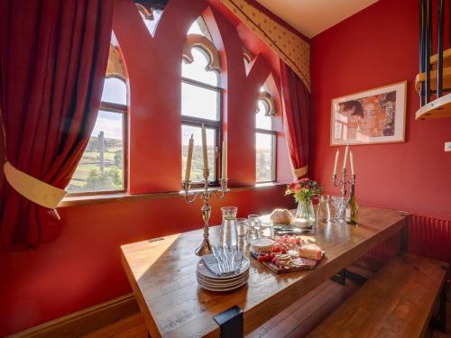 Ποτά στο 5 Bed in Haworth 88390