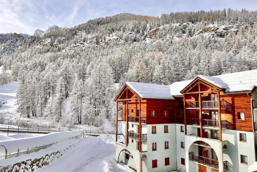CASA-Bois de Pisan at the foot of the slopes