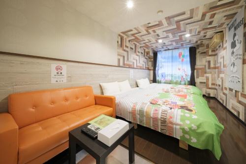 Ruang duduk di R Hotel - Vacation STAY 19199