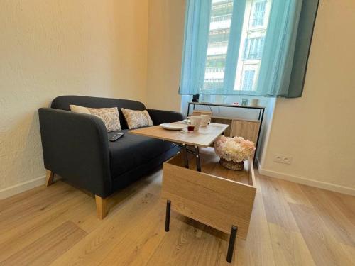 Ruang duduk di ⁂ Appartement élégant et central à Nice