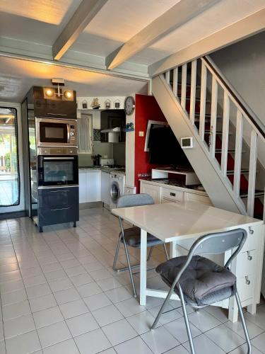 Rive Tranquille - 4pers - Wifi - Clim - Ile des marinas - Histoire de clés