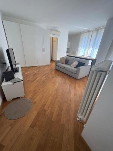 Luxury & Comfort in the Heart of the City, Home Certosa Stay