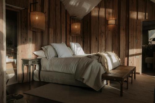 UNAI Atacama Luxury Tentsにあるベッド