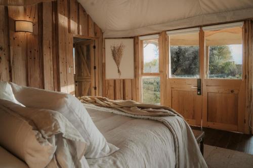 UNAI Atacama Luxury Tentsにあるベッド