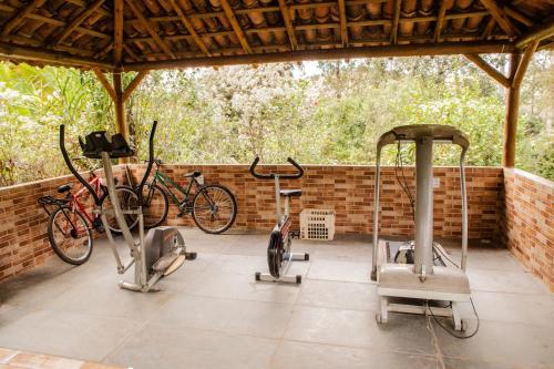 Fitness centrum a/nebo fitness zařízení v ubytování Pousada Capão da Coruja