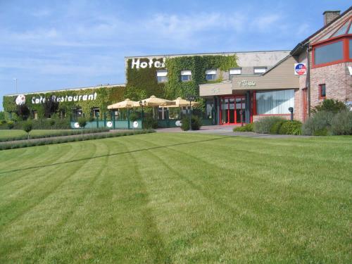 ポペリンゲにあるHotel Callecanesのギャラリーの写真
