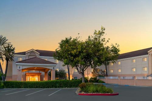 a rendering of the front of a hotel at Fairfield Inn & Suites by Marriott San Francisco San Carlos in San Carlos