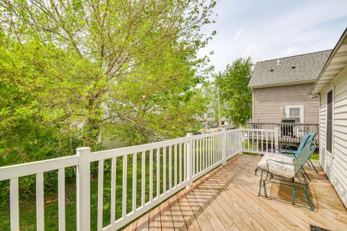 Balkoni atau teres di Mississippi River Retreat with Views Walk to Water