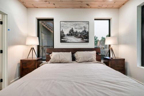 Cozy Retreat Luxurious stay with Pool & Hot Tub photo 28