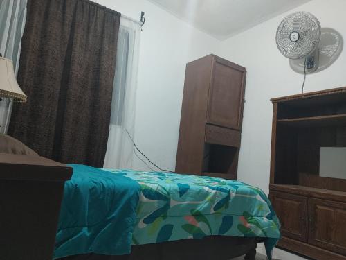 Ένα ή περισσότερα κρεβάτια σε δωμάτιο στο Connected House in Torreón