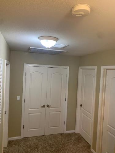 Φωτογραφία από το άλμπουμ του Furnished five bedroom and gated community σε Patterson