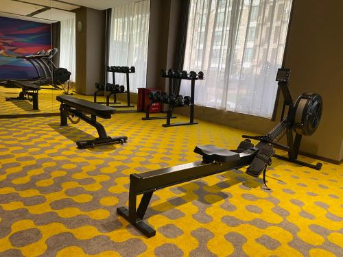 Pusat kecergasan dan/atau kemudahan kecergasan di Hampton by Hilton Foshan Dali