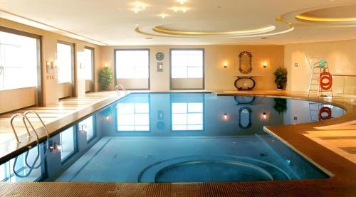 Hồ bơi trong/gần Wyndham Grand Plaza Royale Furongguo Changsha