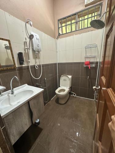 Koupelna v ubytování D'Bayu Kota Bharu Homestay