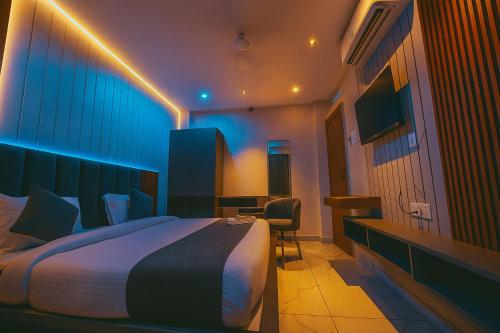 TV a/nebo společenská místnost v ubytování Hotel Namaste