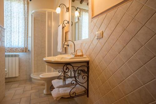 Kúpeľňa v ubytovaní Agriturismo Il Poggetto
