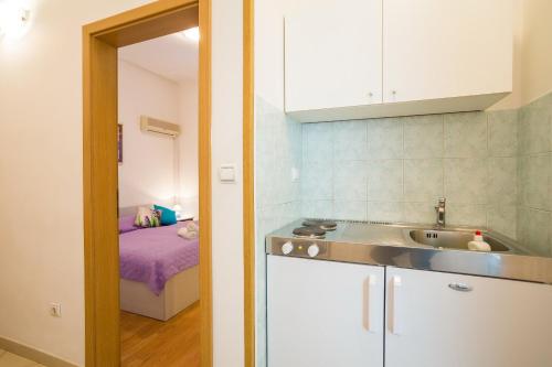 Sunshine Apartments