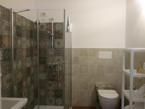 Bilik mandi di Masseria Bandino & Spa