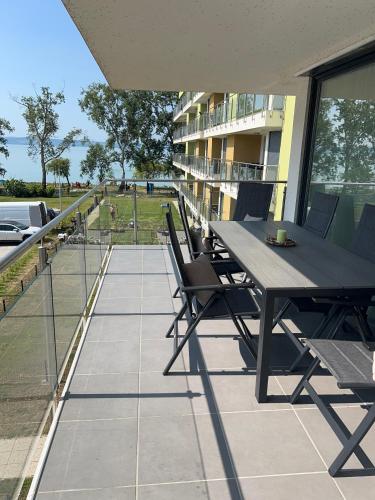 Silver Lake apartman