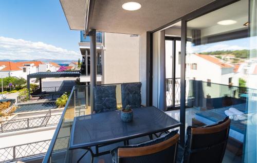 Μπαλκόνι ή βεράντα στο 1 Bedroom Lovely Apartment In Sutivan