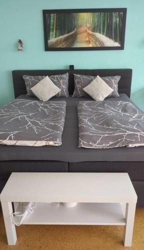 Ένα ή περισσότερα κρεβάτια σε δωμάτιο στο Helgas Apartment No 1