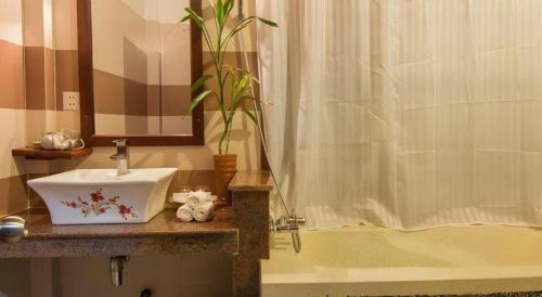 Sambopich Chenla Hotelにあるバスルーム