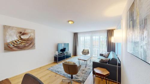 Central but quiet 1BR apartment - Sun 6