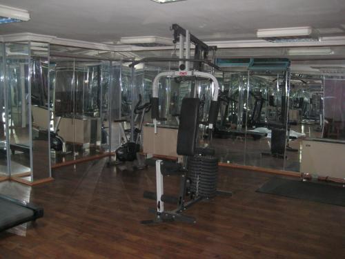 Γυμναστήριο ή/και όργανα γυμναστικής στο Miroglu Hotel