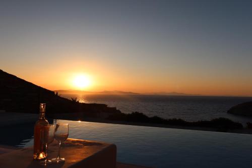 Gallery image of Aqua Dream Villa in Vourkarion
