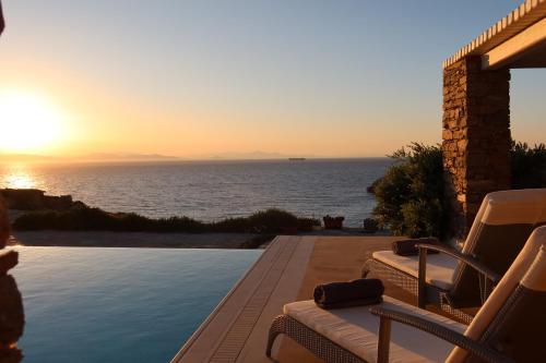 Gallery image of Aqua Dream Villa in Vourkarion