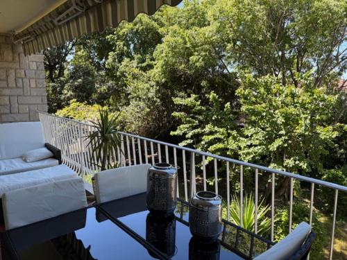 Les Lecques 2 room apartment with terrace and parking