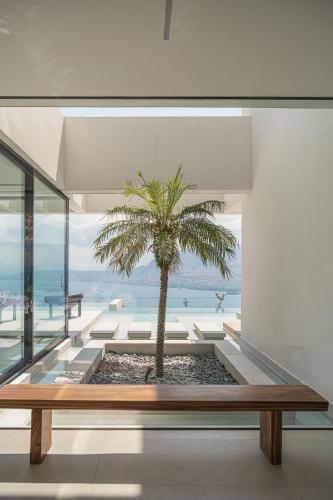 Avery Villa