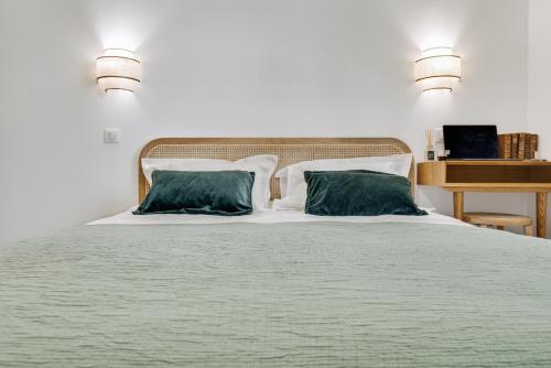 Stylish and Modern Apt Paris Quartier Latin